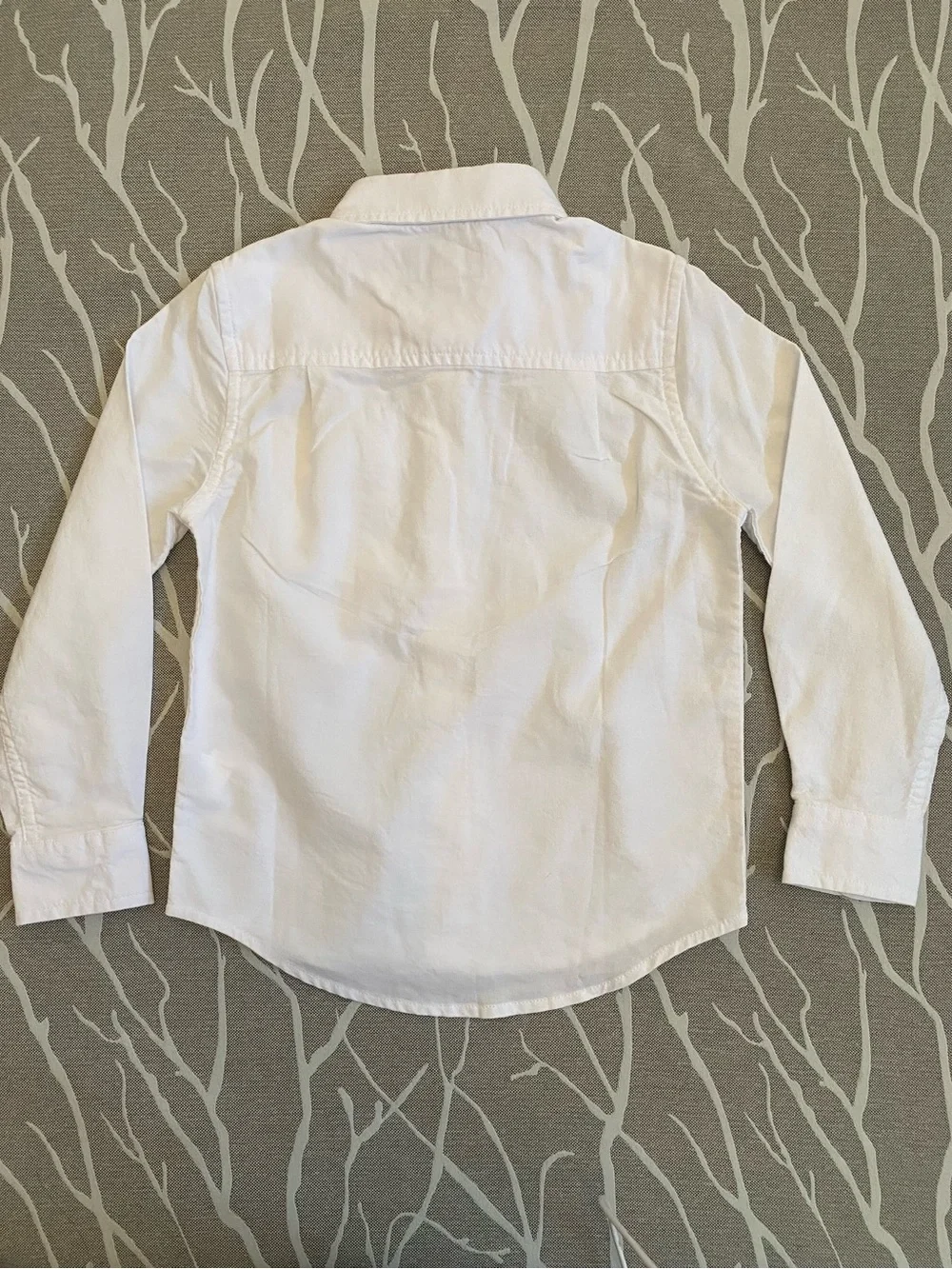The Childrens Place Boys White Long Sleeve Button Down Dress Shirt Size 4